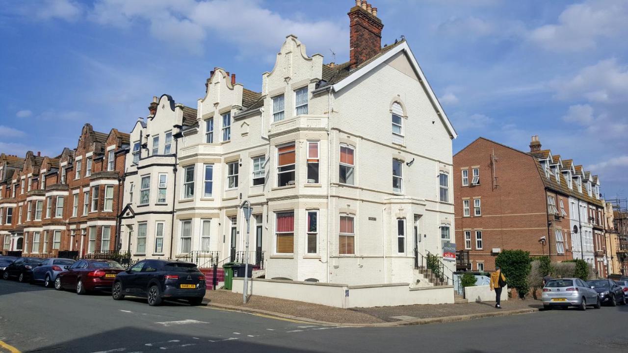 The Little Flat On The Corner Apartment Cromer Exterior foto